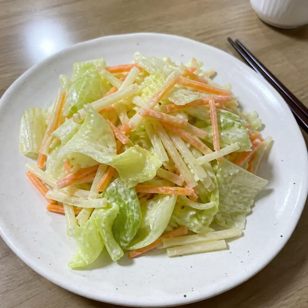든든한 한끼 감자 토마토 샐러드